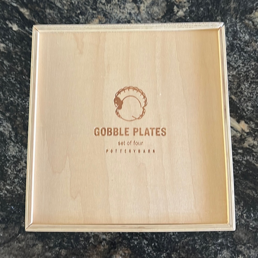 Pottery Barn “Gobble” Turkey Plates - Set of 4